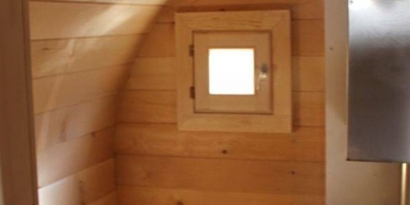 Форточка в баню из липы: почему она лучше пластика и как её правильно подобрать под размеры парной