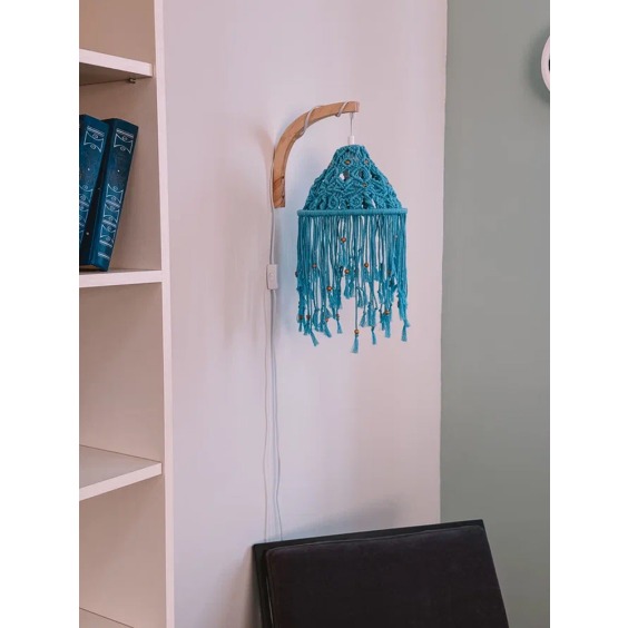 Светильник в технике макраме ручной работы #5