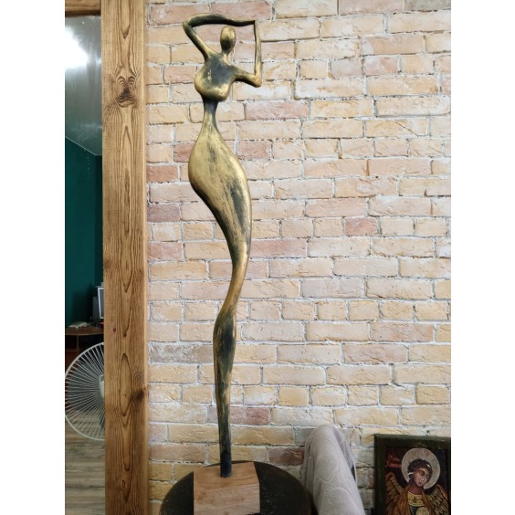 Деревянная скульптура  «Женская Фигура» #4