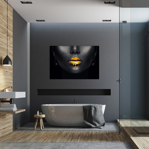 Картина на стену большая на холсте интерьерная "Золотые губы", размер 80х115 см #2 Картина на стену большая на холсте интерьерная "Золотые губы", размер 80х115 см #2